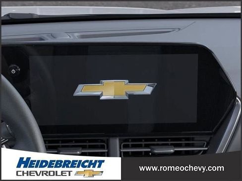 New 2025 Chevrolet Trax ACTIV w/ Sunroof Package image 21