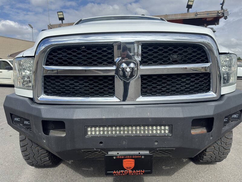 Used 2016 RAM 2500 Tradesman w/ Chrome Appearance Group AWD/4WD image 4