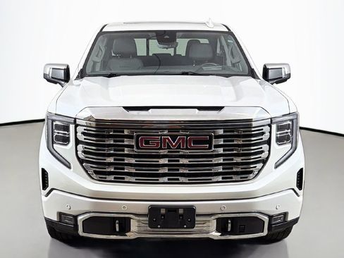 Used 2024 GMC Sierra 1500 Denali AWD/4WD image 17