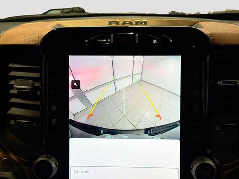 Used 2022 RAM 1500 Limited w/ Body Color Bumper Group image 12