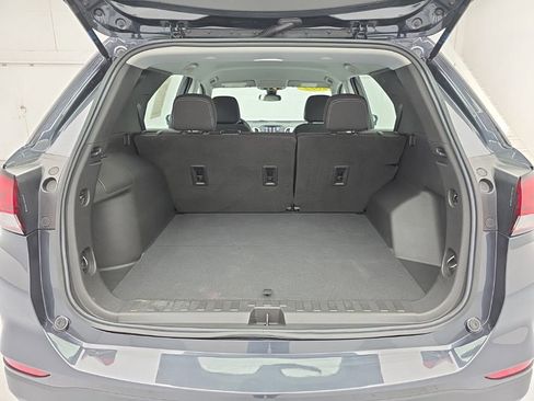 Used 2022 Chevrolet Equinox LS AWD/4WD image 45