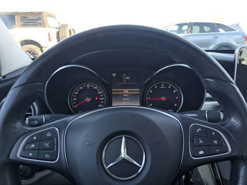 Used 2017 Mercedes-Benz C 300 4MATIC Sedan image 27