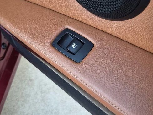 Used 2013 BMW 328i Convertible image 66