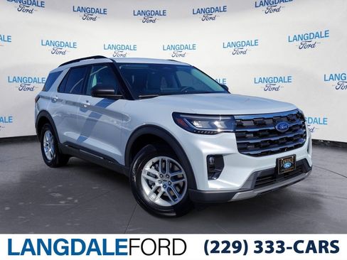 New 2026 Ford Explorer Active w/ Active Comfort Package RWD image 1