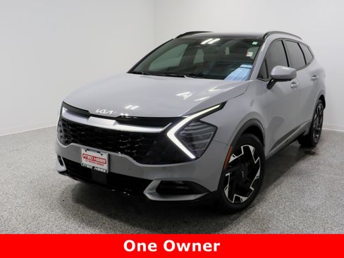 Used 2023 Kia Sportage SX image 2