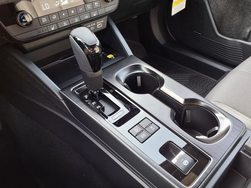 New 2026 Subaru Outback Limited AWD/4WD image 16