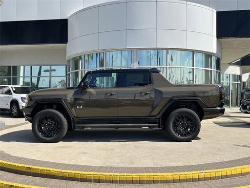 New 2026 GMC Hummer EV 4x4 Crew Cab image 5