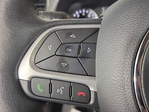 Used 2023 Jeep Renegade Latitude w/ Premium Group AWD/4WD image 19