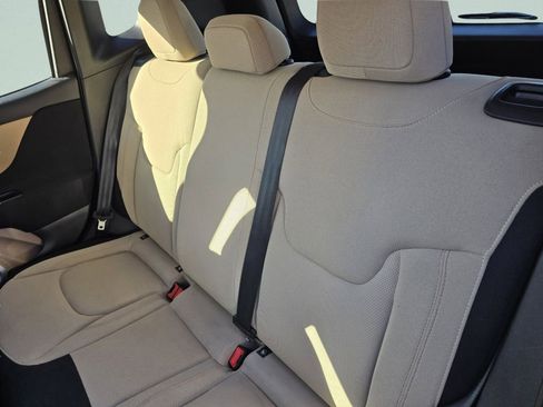 Used 2018 Jeep Renegade Sport w/ Power & Air Group image 26