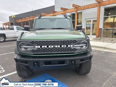 Used 2024 Ford Bronco Badlands image 2