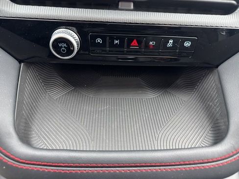 New 2026 Ford Explorer ST-Line image 36