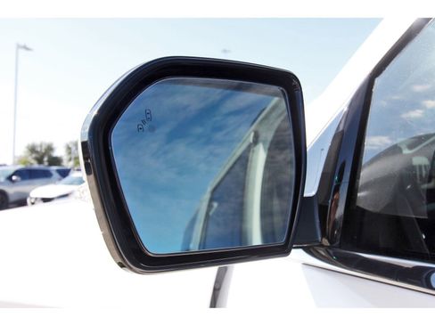 Used 2019 Ford Expedition XLT w/ Equipment Group 202A image 10