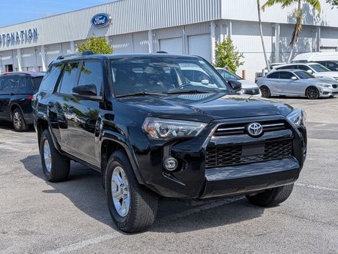 Used 2023 Toyota 4Runner SR5 Premium w/ Moonroof Package image 3