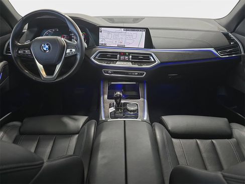 Certified 2022 BMW X5 sDrive40i w/ Premium Package image 9