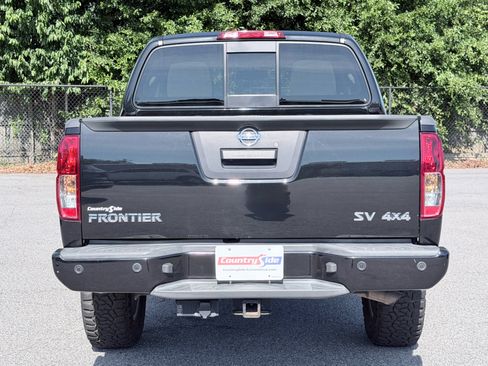 Used 2020 Nissan Frontier SV AWD/4WD image 8