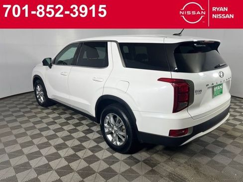 Used 2022 Hyundai Palisade SE image 8