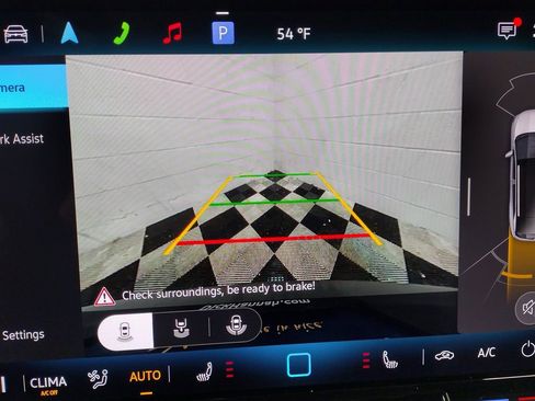 New 2026 Volkswagen ID.4 Pro image 8