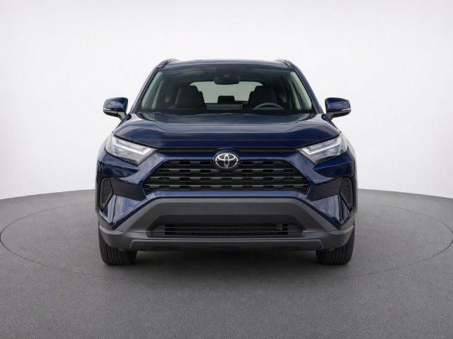 Used 2024 Toyota RAV4 XLE w/ Convenience Package FWD image 5