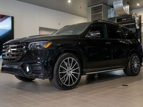 New 2026 Mercedes-Benz GLS 580 GLS 580 image 2