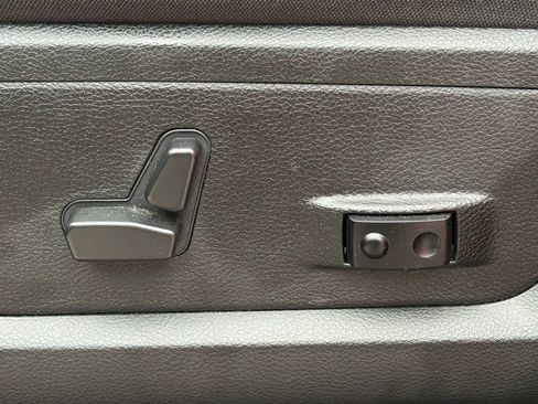 Certified 2024 RAM 2500 Big Horn w/ Bed Utility Group image 23