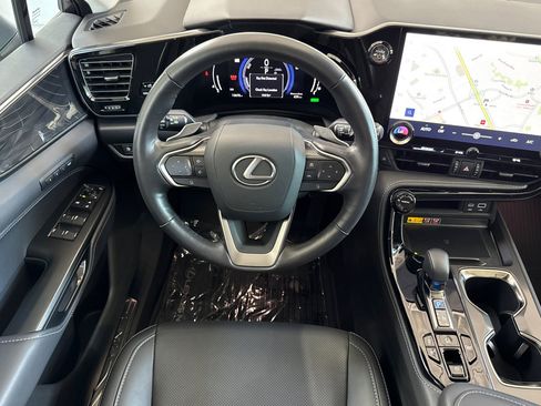 Certified 2026 Lexus NX 350h AWD w/ Accessory Package (2T) image 18