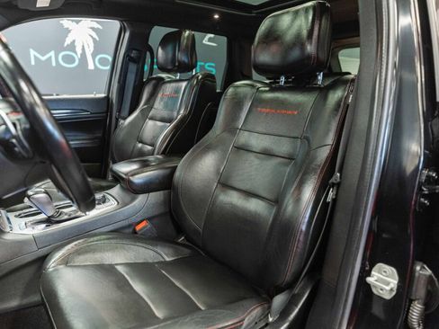 Used 2020 Jeep Grand Cherokee Trailhawk w/ Trailhawk Luxury Group image 7