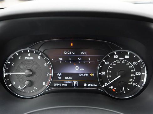 Used 2023 INFINITI QX80 Sensory w/ All-Season Package image 41