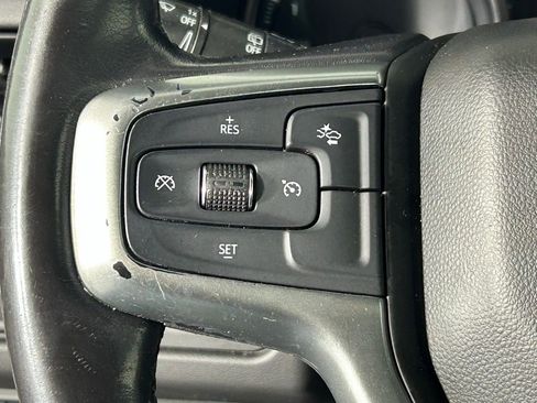 Used 2021 Chevrolet Suburban LT image 28