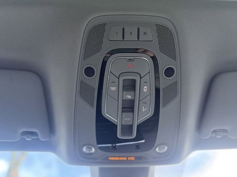 Used 2018 Audi Q5 2.0T Premium Plus w/ Premium Plus Package image 34