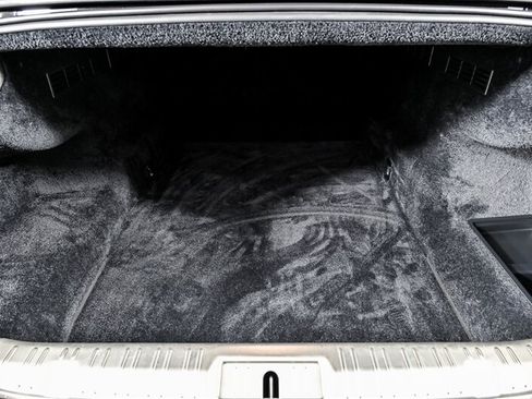 Used 2018 Rolls-Royce Wraith RWD image 11
