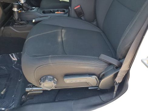 Used 2022 Jeep Wrangler Unlimited Sport AWD/4WD image 19