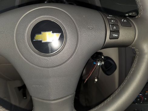 Used 2011 Chevrolet HHR LT image 24