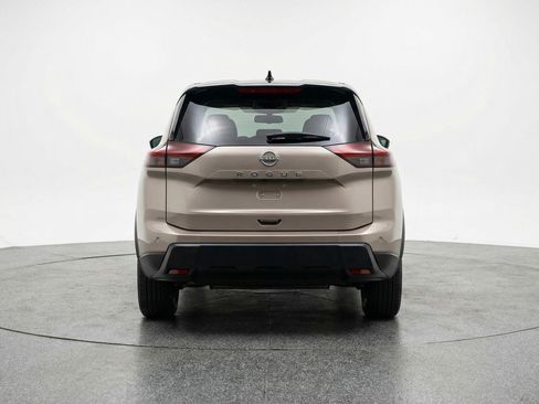 Used 2025 Nissan Rogue SV AWD/4WD image 7