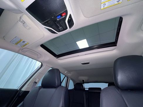 Used 2022 Subaru Outback Limited image 21