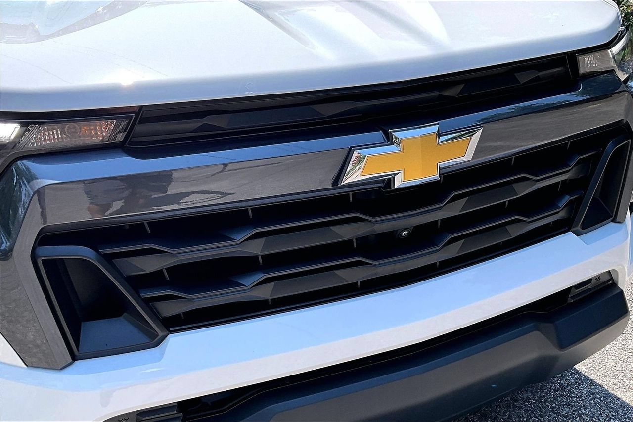 Used 2025 Chevrolet Colorado LT w/ LT Convenience Package AWD/4WD image 33