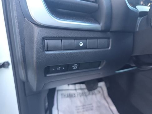 Certified 2023 Nissan Rogue SV image 17