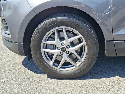Used 2024 Ford Edge SEL AWD/4WD image 10