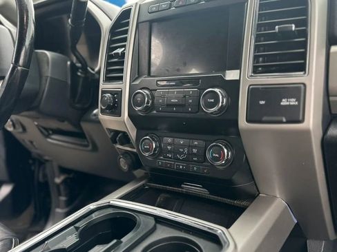 Used 2020 Ford F250 Lariat image 19