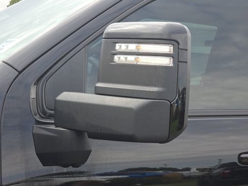 Used 2024 Chevrolet Silverado 2500 LTZ w/ LTZ Plus Package image 54