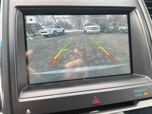 Used 2018 Ford Taurus Limited FWD image 20