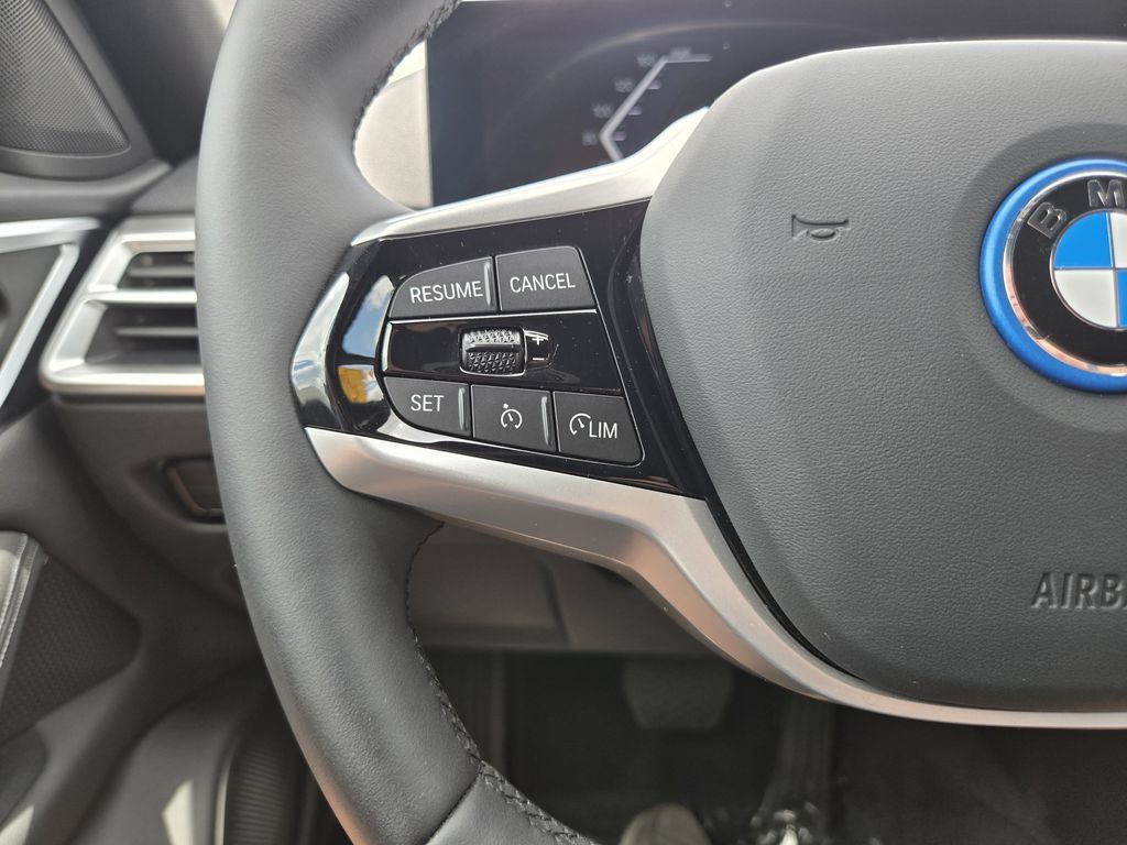 Certified 2025 BMW i4 xDrive40i AWD/4WD image 31