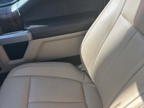 Used 2018 Ford F150 Lariat image 4