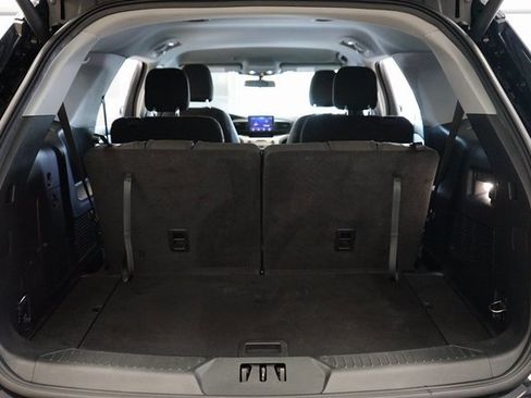 Used 2022 Ford Explorer XLT w/ Class IV Trailer Tow Package image 49