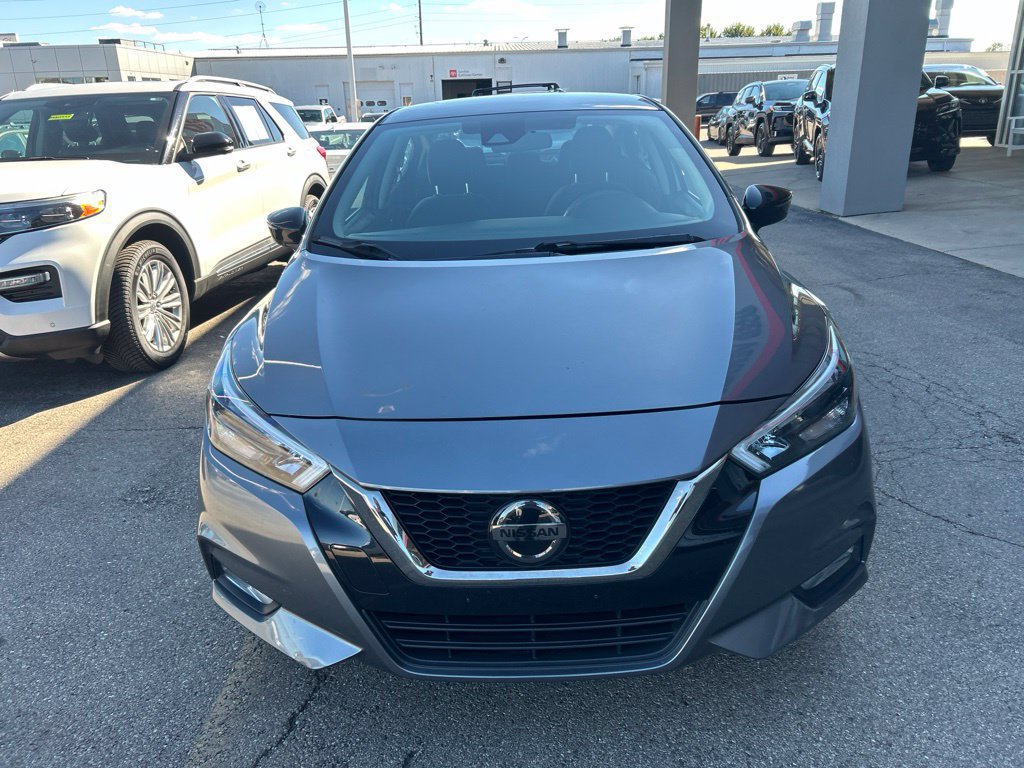 Used 2021 Nissan Versa SR w/ Convenience Package FWD image 5