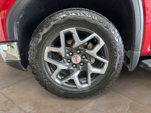 Certified 2024 GMC Sierra 1500 SLT AWD/4WD image 31