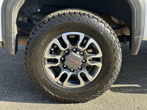 Used 2021 GMC Sierra 3500 SLE w/ SLE Value Package image 31