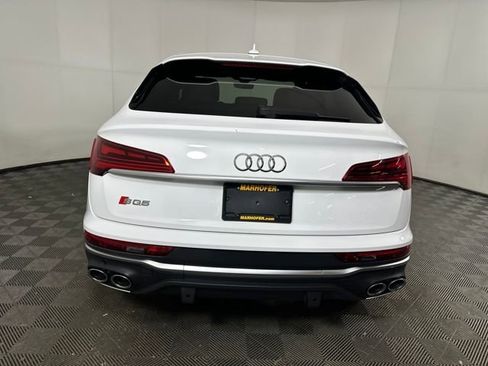 Used 2022 Audi SQ5 Premium w/ Convenience Package image 4