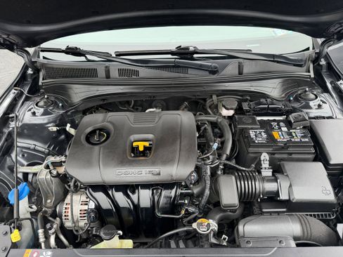 Used 2023 Kia Forte GT-Line w/ GT-Line Premium Package image 16