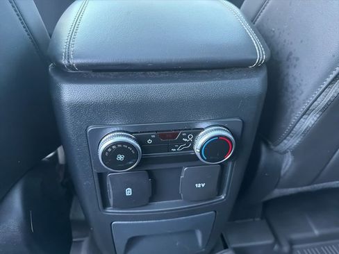 Used 2023 Ford Explorer XLT w/ Equipment Group 202A image 14
