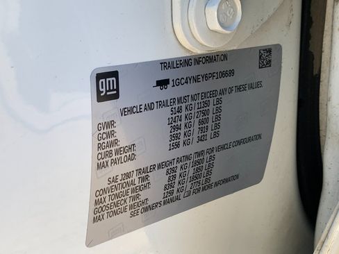 Used 2023 Chevrolet Silverado 2500 LT image 32